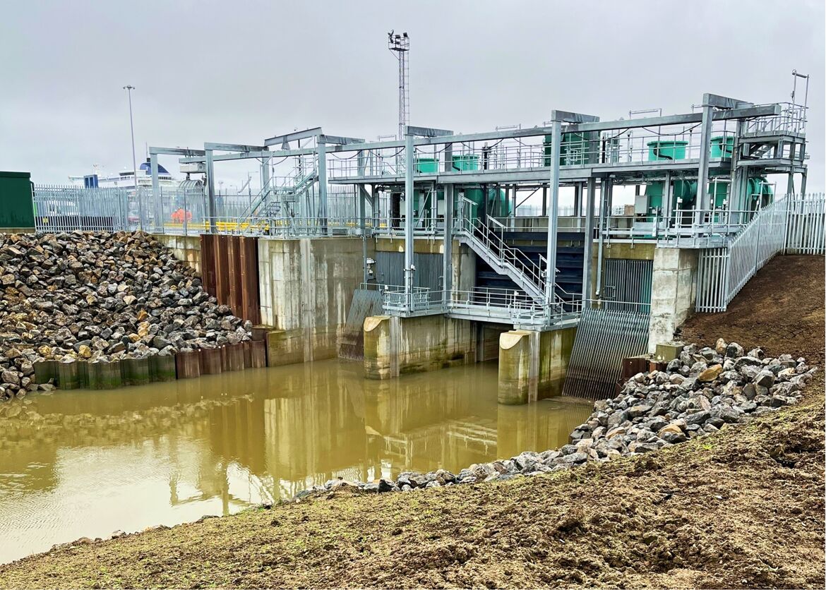 Holderness Drain flood alleviation scheme, Hull, UK