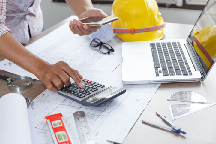 Fundamentos del Contrato de Ingeniería y Construcción (ECC) del NEC4