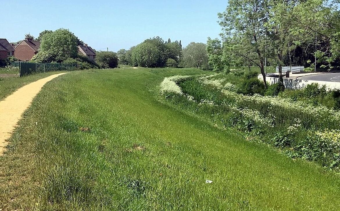 Lustrum Beck flood alleviation scheme phase 1 (Newtown and Bishopton Road), UK