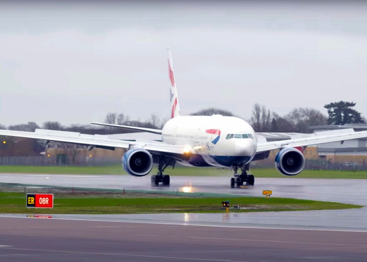 New rapid exit taxiway, Gatwick airport, UK