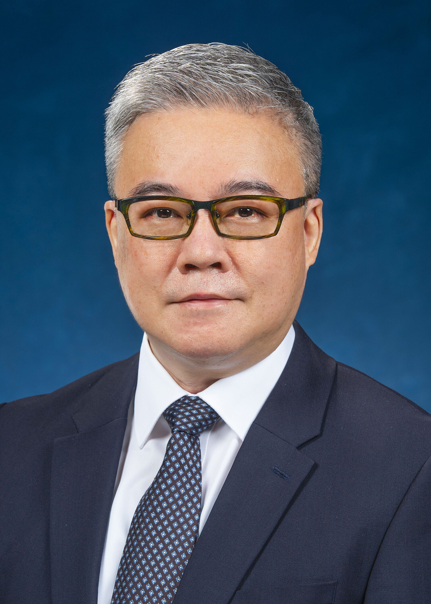 Raymond Poon logo