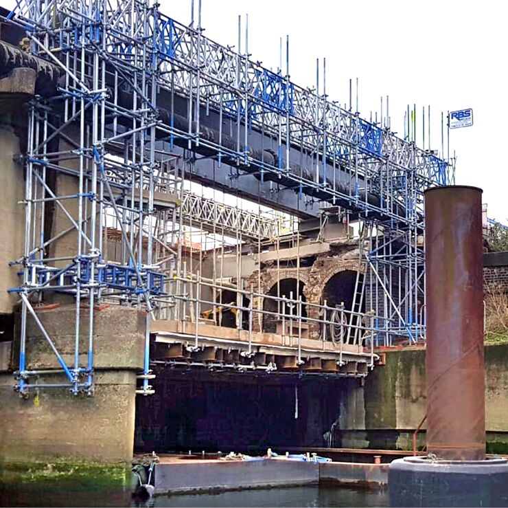 Waterworks River sewer bridge reconstruction, London, UK